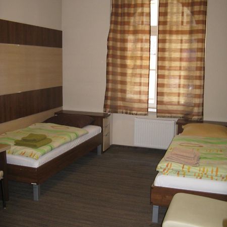 Dom Studencki Akademia Muzyczna Hostel Krakow Bagian luar foto